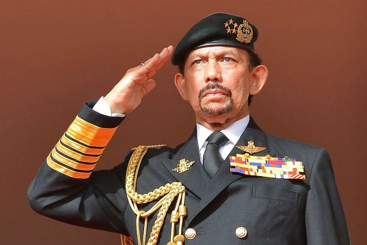 Sultan Hassanal Bolkiah ( Brunei ) | Business Viewpoint Magazine