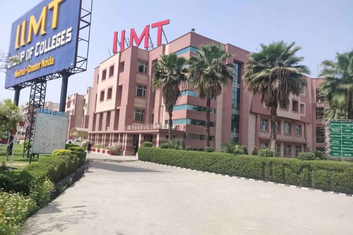Dr. Mayank Agarwal: Higher Education Visionary | IIMT Group of Colleges | Business Viewpoint Magazine