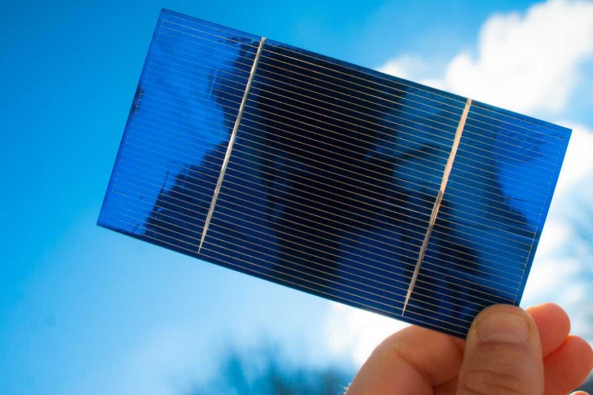 Thin-Film Solar Panels: A Lightweight Revolution in Solar Energy | Business Viewpoint Magazine