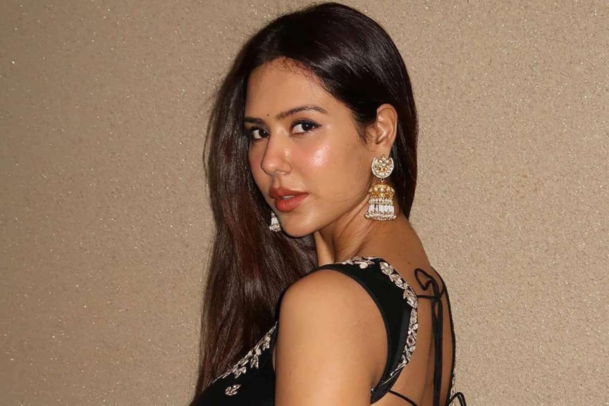 Top 20 Most Beautiful Women in India | Business Viewpoint Magazine