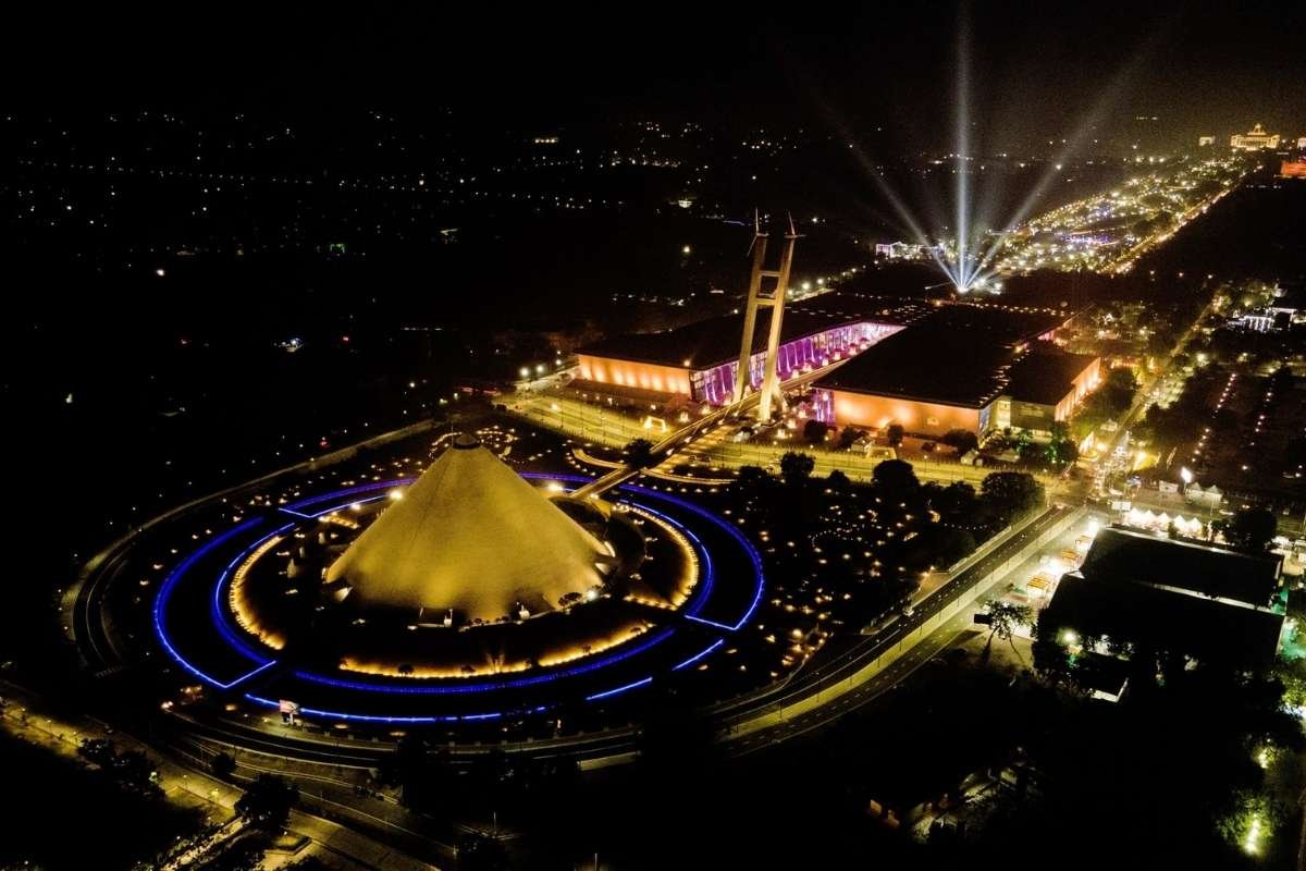 Vibrant Gujarat Global Summit - From Vision to ₹26 Lakh Crore | Business Viewpoint Magazine
