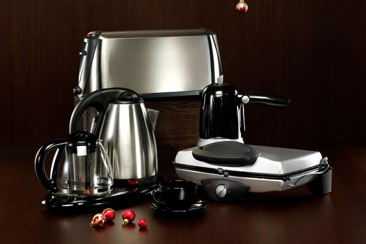 Best 20 Diwali Gift Ideas for Employees for 2025 | Business Viewpoint Magazine 