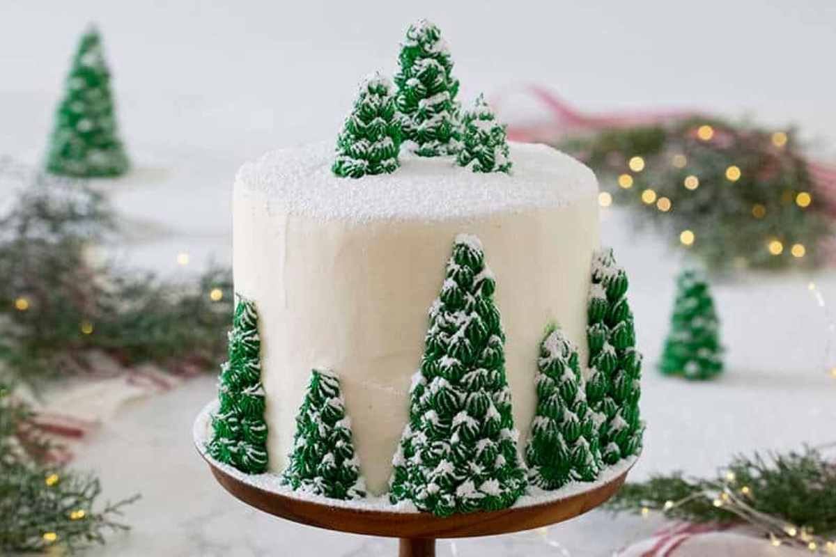 40 Christmas Cake Designs You Must Try This Holiday 2025 | Business Viewpoint Magazine