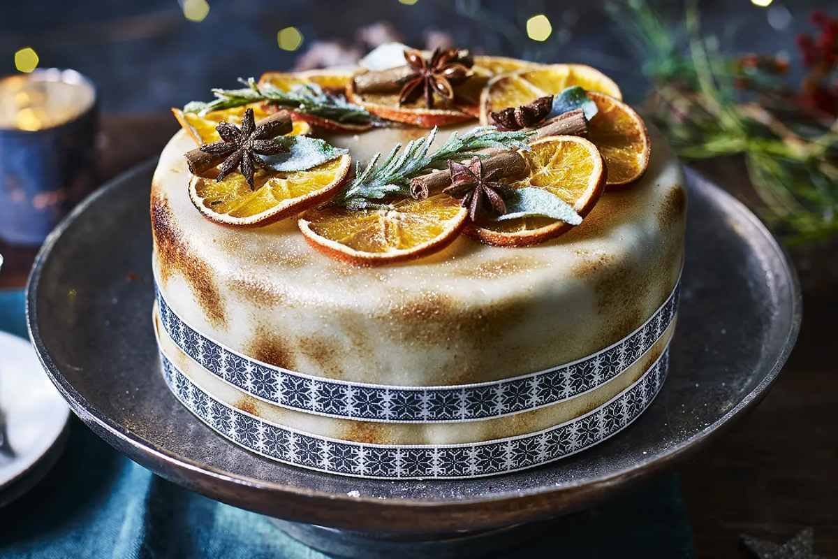 40 Christmas Cake Designs You Must Try This Holiday 2025 | Business Viewpoint Magazine