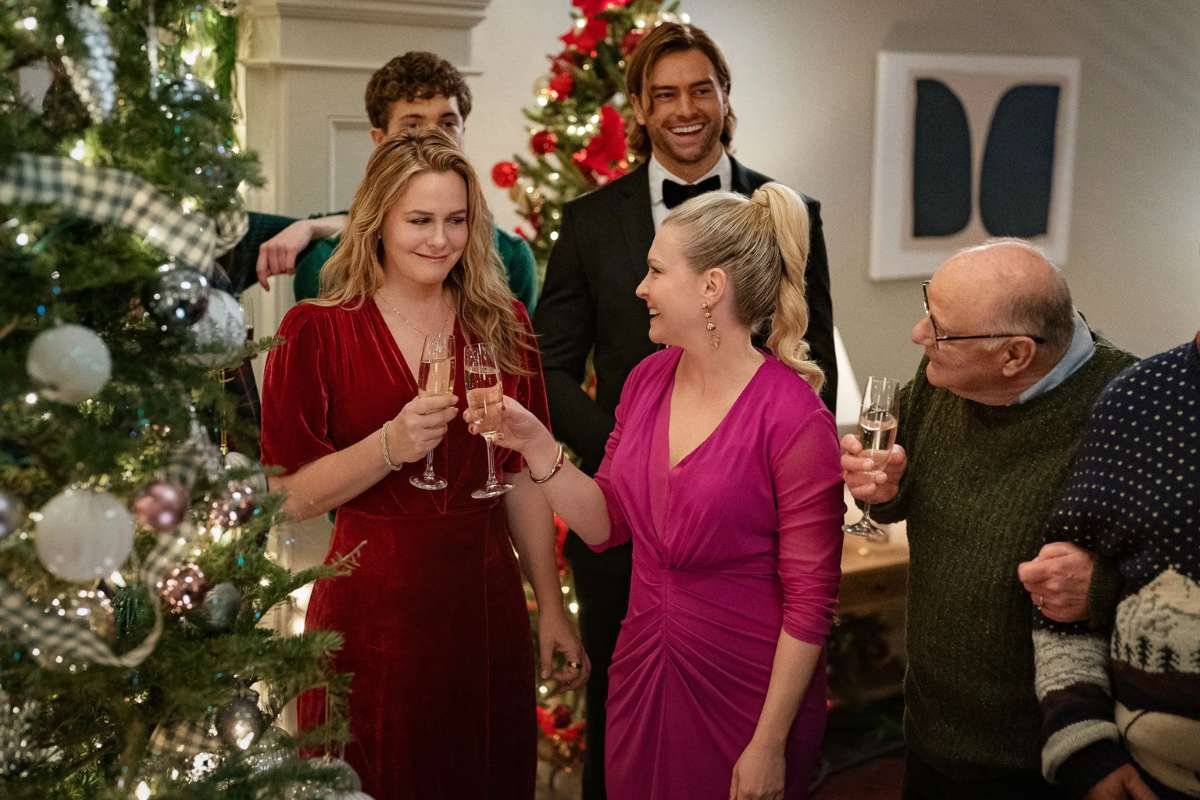 200+ Christmas Wishes About Love, Laughter, Faith, Family, and Friendship | Business Viewpoint Magazine