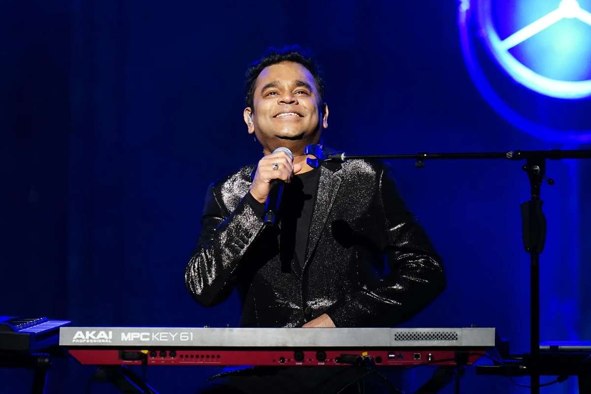 Top 24 Best Singers of India that Change Music Forever | Business Viewpoint Magazine