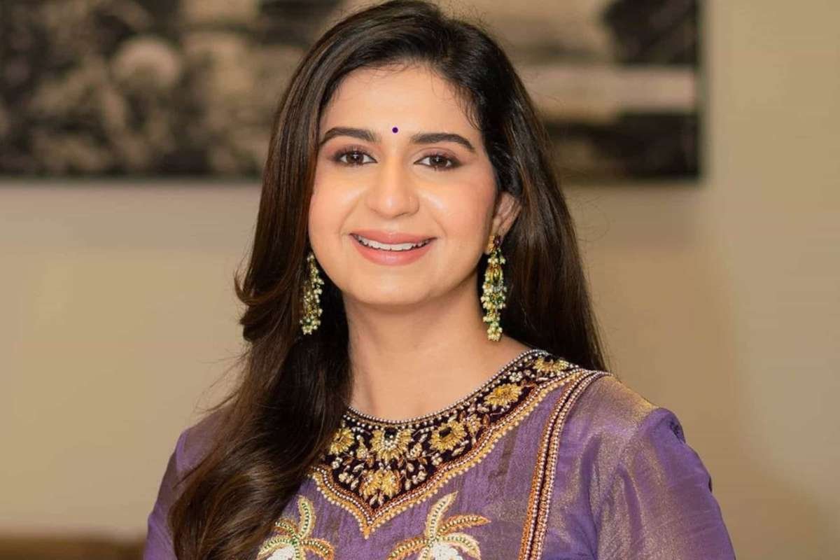 Top 24 Best Singers of India that Change Music Forever | Business Viewpoint Magazine