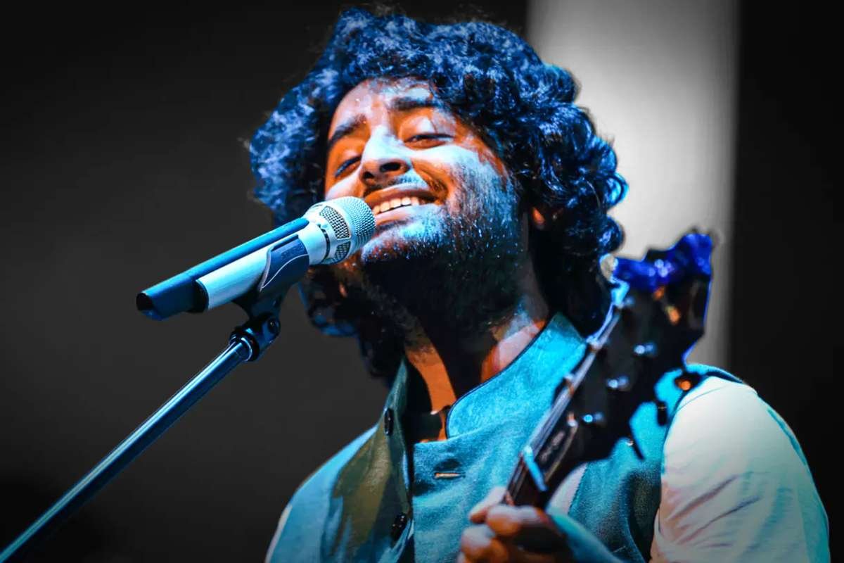 Top 24 Best Singers of India that Change Music Forever | Business Viewpoint Magazine