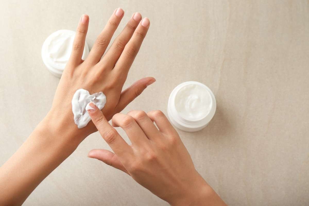 60 Secret Santa Gift Ideas for Coworkers to Make Them Smile | Business Viewpont Magazine