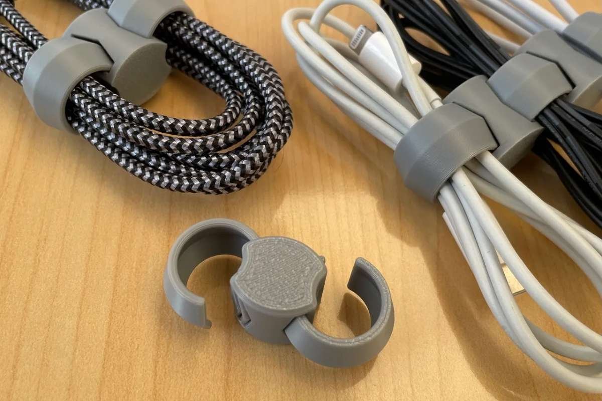 60 Secret Santa Gift Ideas for Coworkers to Make Them Smile | Business Viewpont Magazine