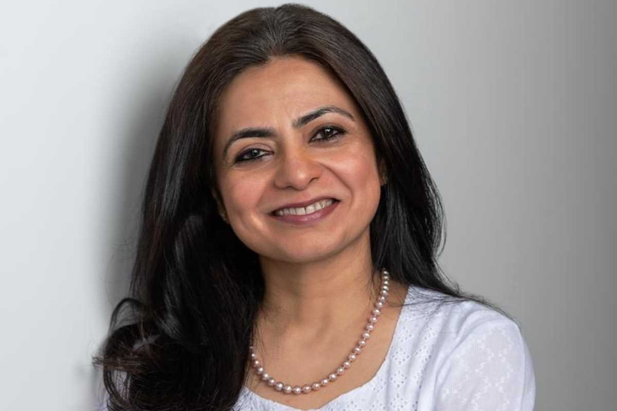 Rashika Kaul- Certified Life Coach | Therapist and Healer | Business Viewpoint Magazine