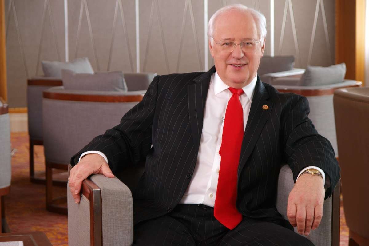 Mr. Gavin M. Faull- leadership philosophy | Swiss-Belhotel International | Business Viewpoint magazine