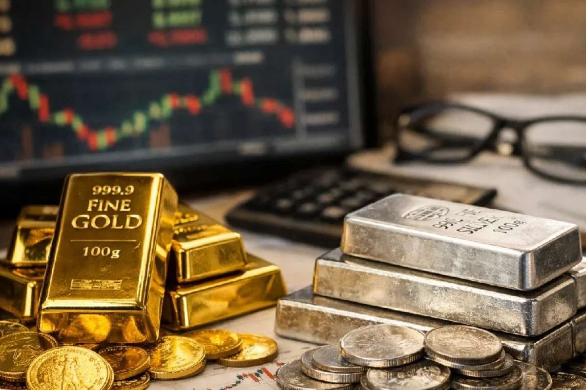 Gold, Silver Slide as Dollar Firms, Investors Await U.S. Data on Rates