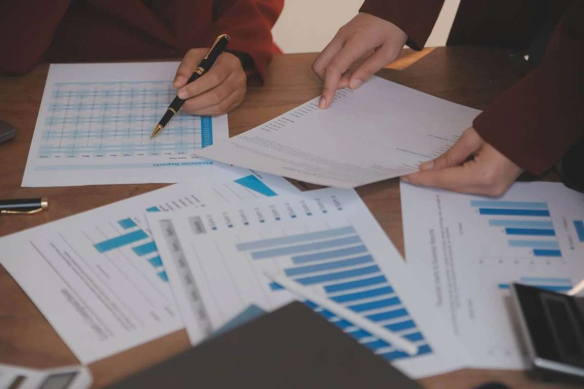 4 Business Plan Examples for Startups That Actually Work in Practice | Business Viewpoint Magazine