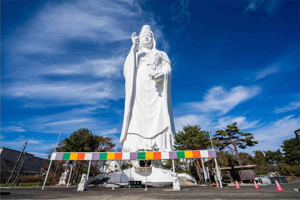 Top 10 Highest Statues in the World Ranked by Total Height | Business Viewpoint Magazine