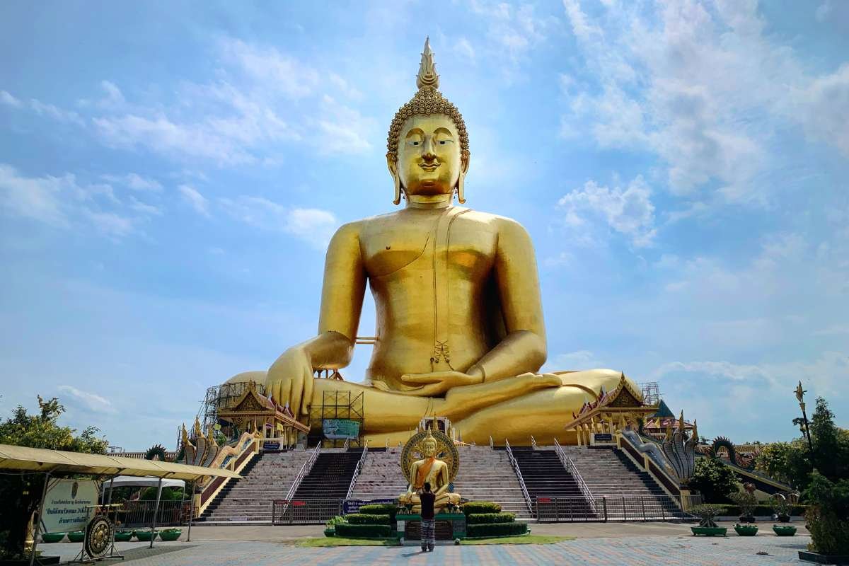 Top 10 Highest Statues in the World Ranked by Total Height | Business Viewpoint Magazine
