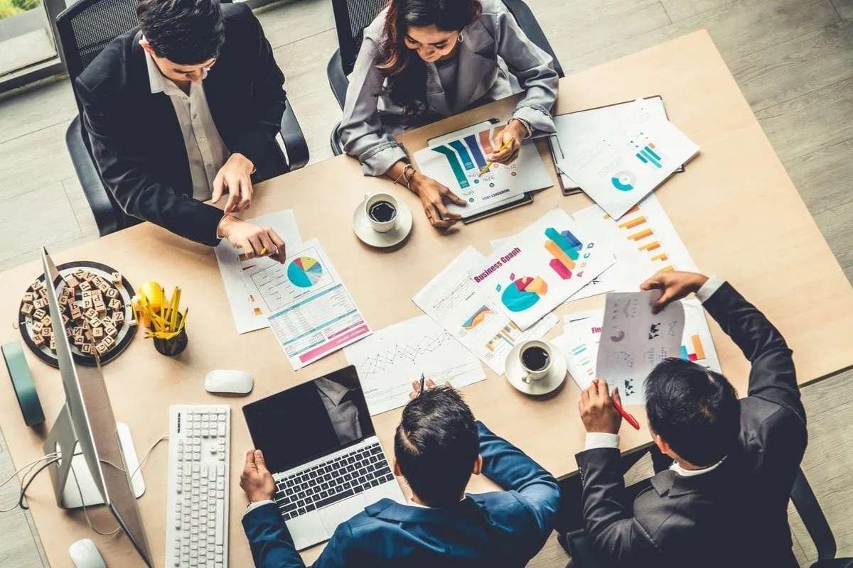 Best Scaling Strategies for Bootstrapped Businesses | Business Viewpoint Magazine