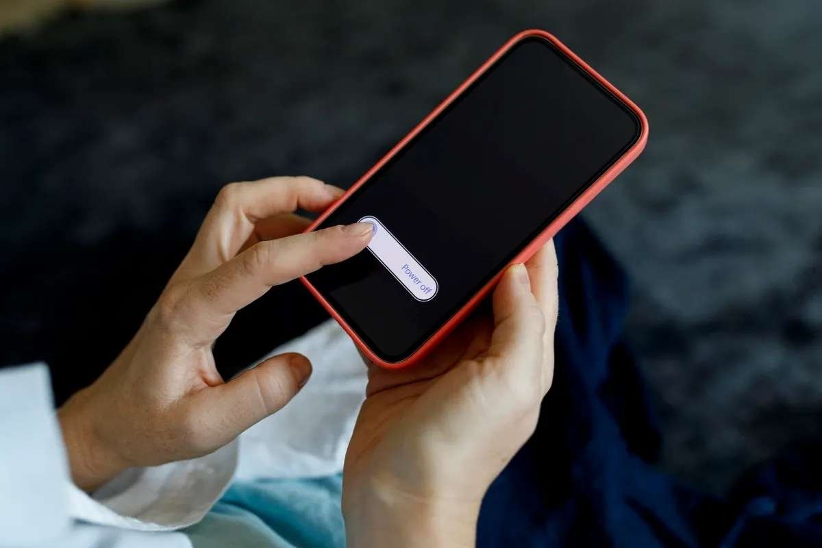 Digital Detoxification in 2026: Why It’s Necessary for Mobile Phone Addiction | Business Viewpoint Magazine