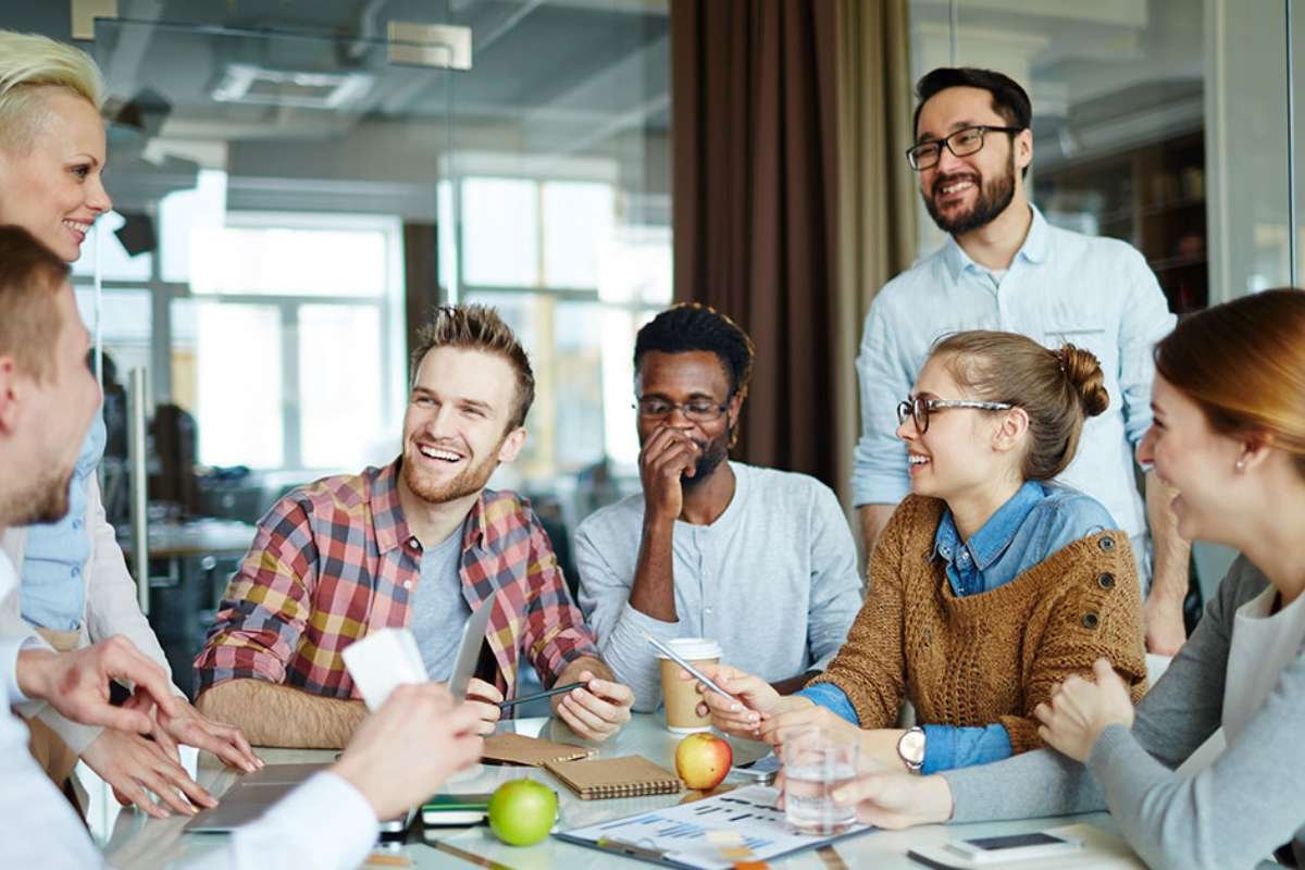 The 6 Roles of AI in the Employee Lifecycle: Examples & Results | Business Viewpoint Magazine