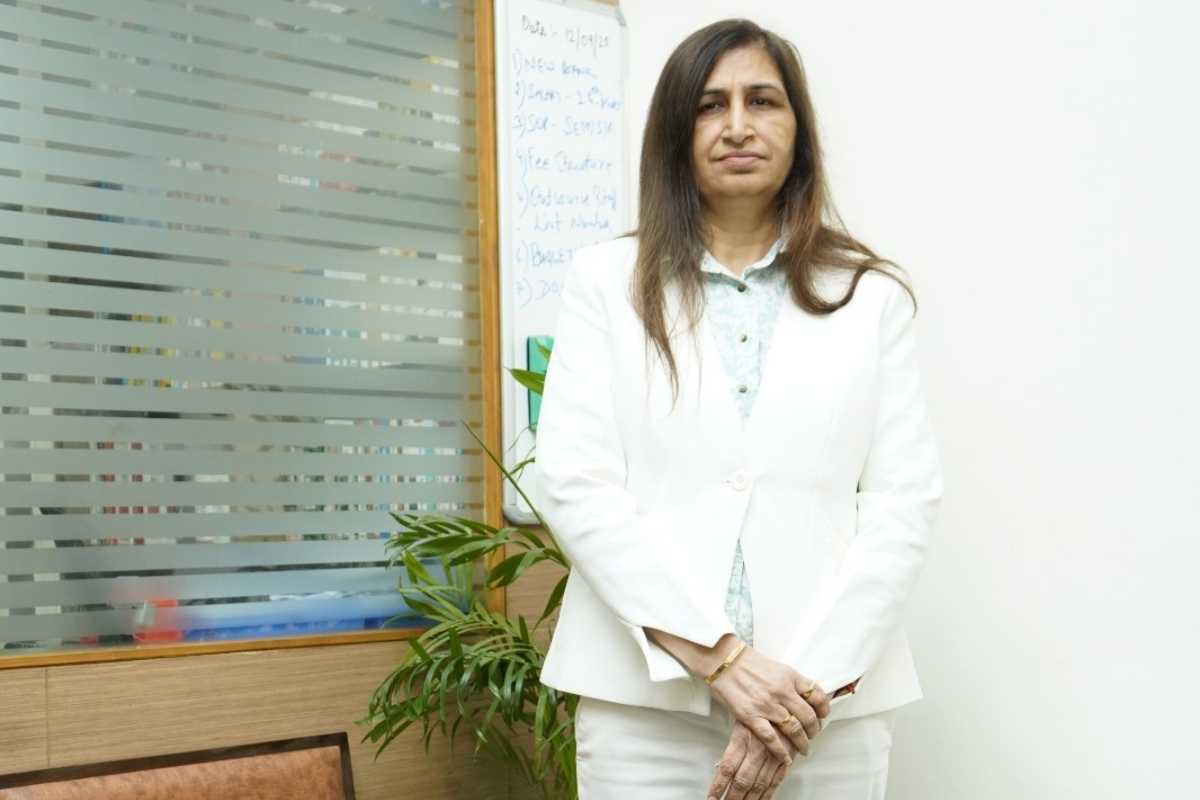 Gayatri Bajpai- Leader in Academic Excellence | Step by Step School Noida | Business Viewpoint Magazine