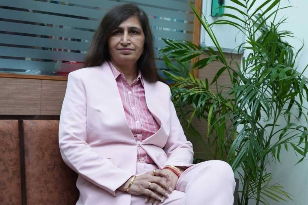 Gayatri Bajpai- Leader in Academic Excellence | Step by Step School Noida | Business Viewpoint Magazine