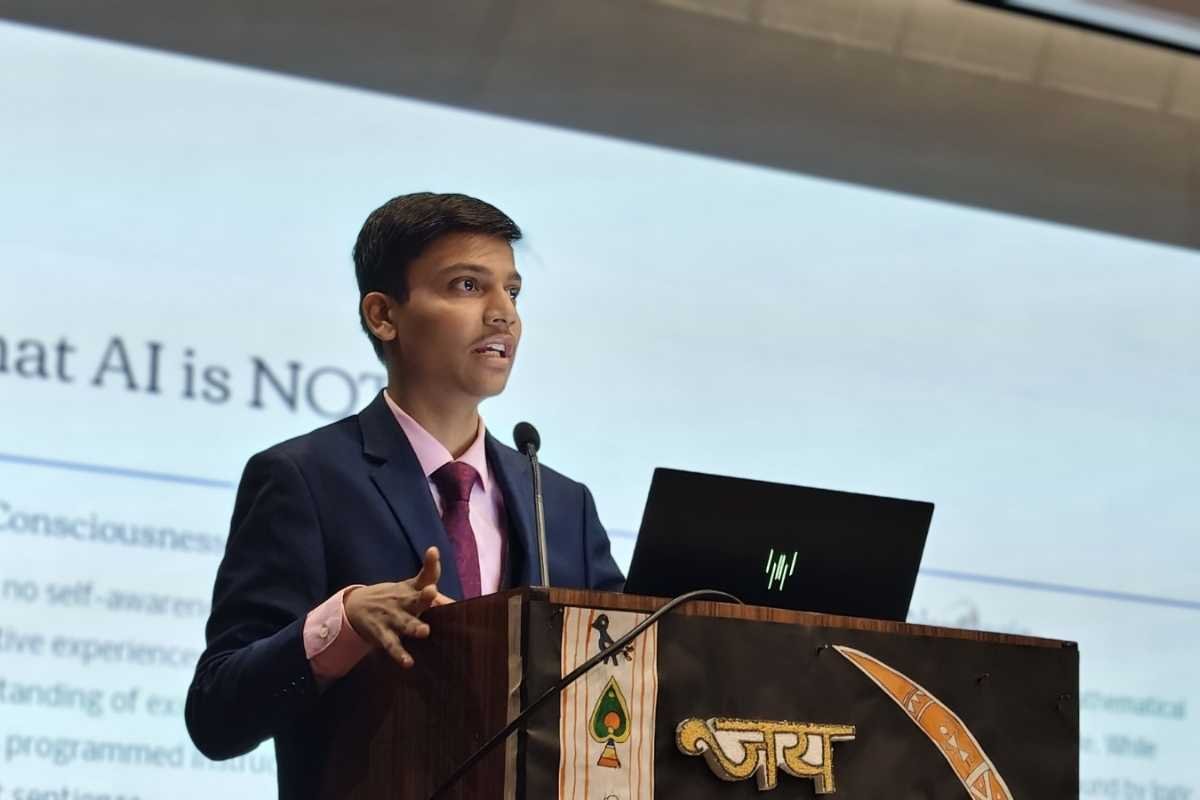 Yashwardhan Sharma: Four Ventures - Neuron Bharat & LootLynk | Business Viewpoint Magazine